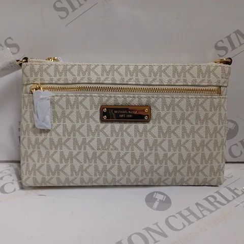 MICHAEL KORS VANILLA PRINT LG WRISTLET PURSE