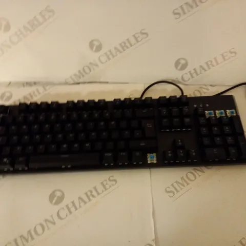 BOXED MECHANICAL GAMING KEYBOARD