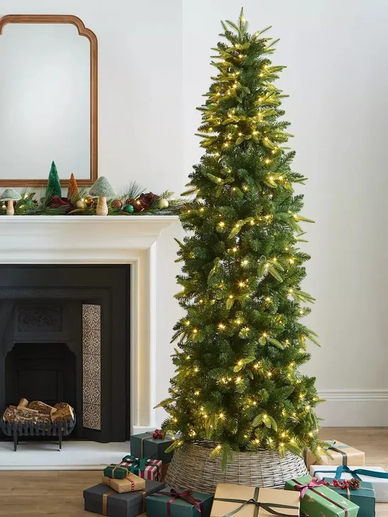 7FT (210 CM) NEWBURGH MIXED TIPS SLIM PRE-LIT CHRISTMAS TREE