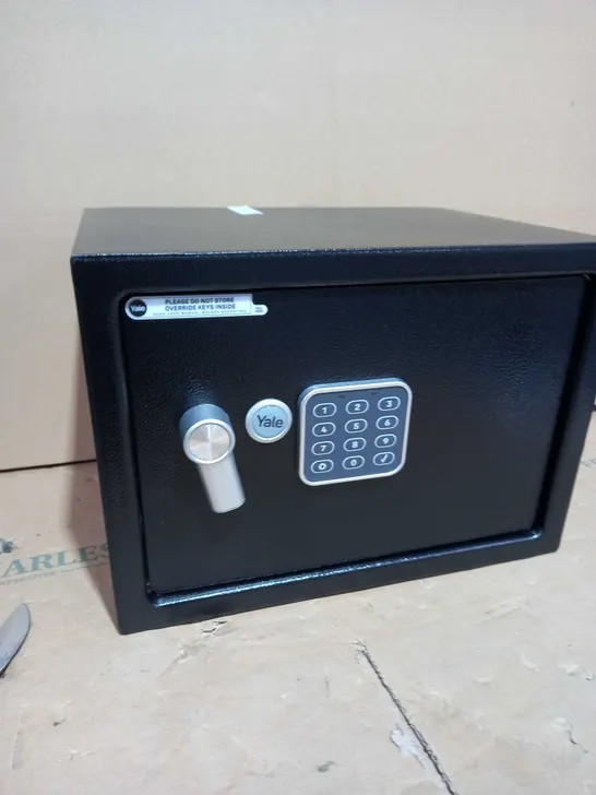 YALE ELECTRONIC SAFE MEDIUM 