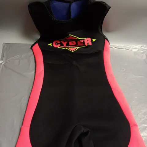 TYPHOON CYBER WET SUIT - SIZE 2