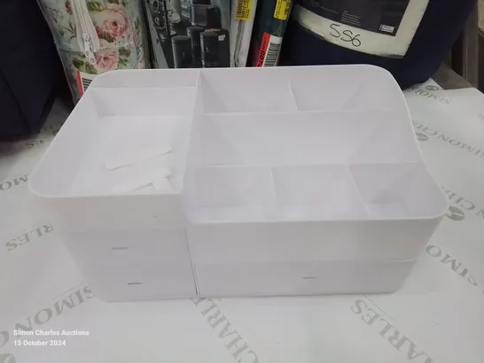 BOXED SMALL WHITE MAKEUP DESKTOP ORGANISER 