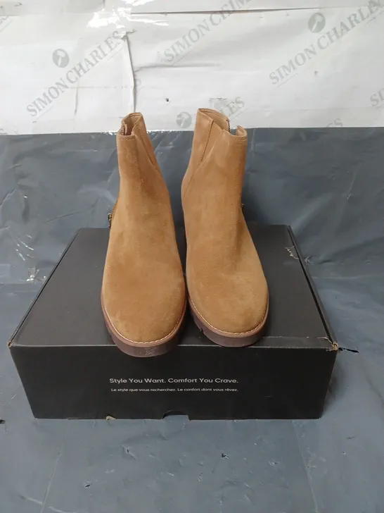 VIONIC LADIES SUEDE ANKLE BOOTS TAN SIZE EU 40.5