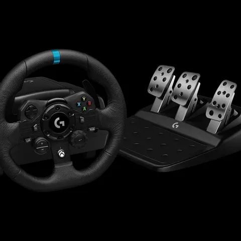 LOGITECH TRUEFORCE G923 RACING WHEEL WITH PEDALS FOR XBOX AND PC  (2 ITEM)