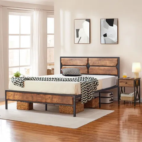 LAKSHMI BED FRAME// SIZE: DOUBLE (1 BOX)