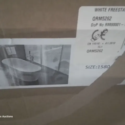 BOXED WHITE FREESTANDING BATH