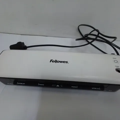 BOXED FELLOWES SOLA A4 LAMINATOR MACHINE