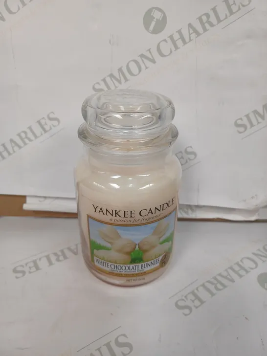 YANKEE CANDLE WHITE CHOCOLATE BUNNIES CANDLE - 623G