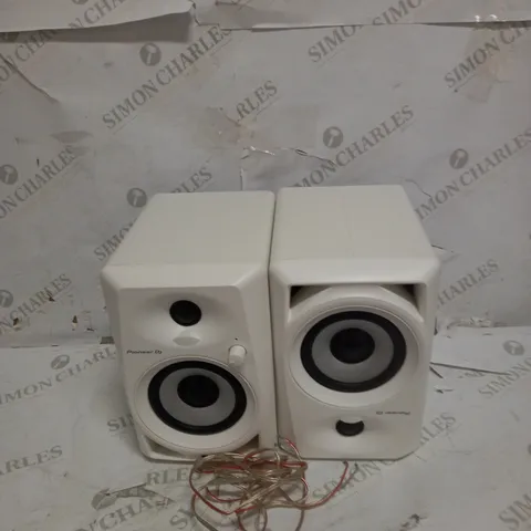 PIONEER DJ DM-40-W STUDIO MONITORS,WHITE,4 INCH