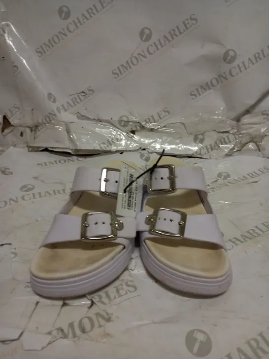 PAIR OF RIEKER DOUBLE STRAP SANDALS IN WHITE SIZE 5