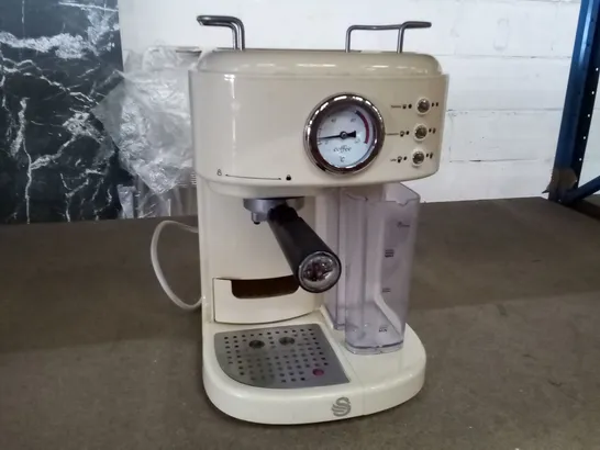 BOXED SWAN RETRO RANGE COFFEE MACHINE