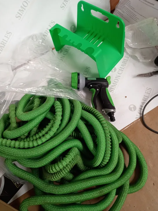 GREEN WATER HOSE AND PIPE