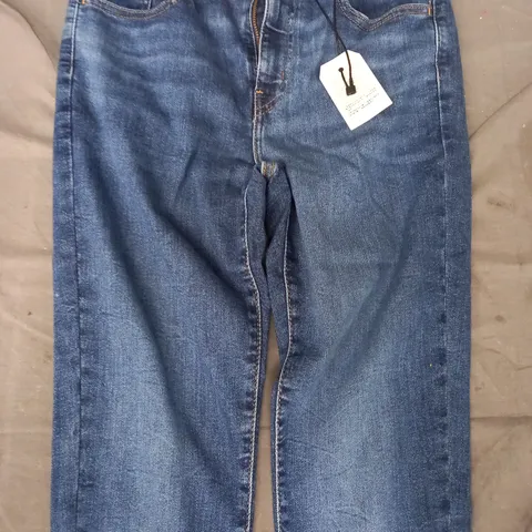 LEVI'S 720 HIGH-RISE SUPER SKINNY JEANS IN BLUE SIZE 27/30