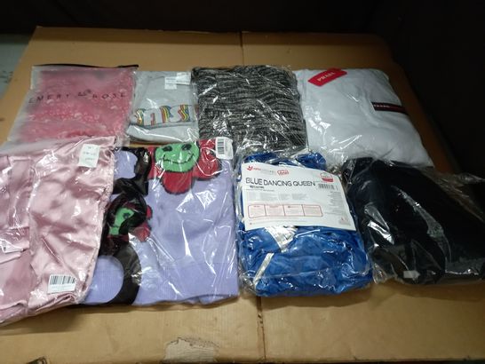 LARGE QUANTITY OF ASSORTED BAGGED CLOTHING ITEMS TO INCLUDE EMERY ROSE, ASOS AND GILDAN