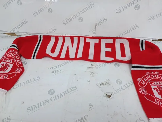 MANCHESTER UNITED FC LOGO MULTICOLOURED SCARF 