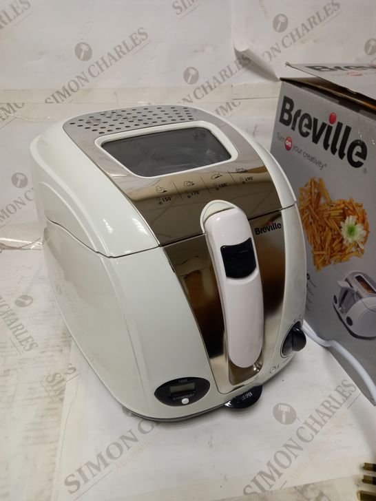 BREVILLE EASY CLEAN DIGITAL FRYER 