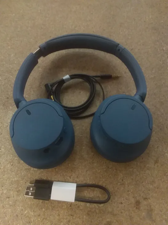 BOXED SONY WH-CH720N NOISE CANCELLING HEADPHONES