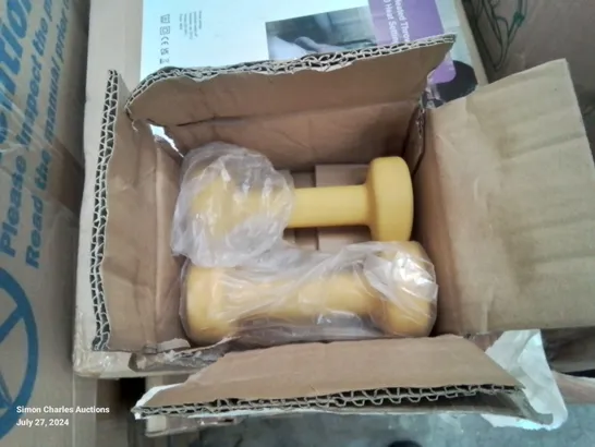 BOXED SET OF 2 X 2KG DUMBBELLS IN YELLOW