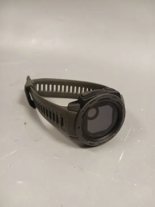 GARMIN INSTINCT SHOCKPROOF RUBBER STRAP WATCH 