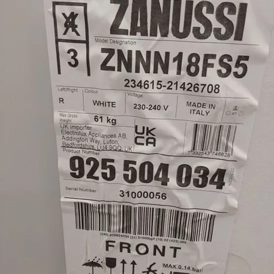 ZANUSSI INTEGRATED 50/50 FRIDGE FREEZER 240L Model ZNNN18FS5 RRP £692