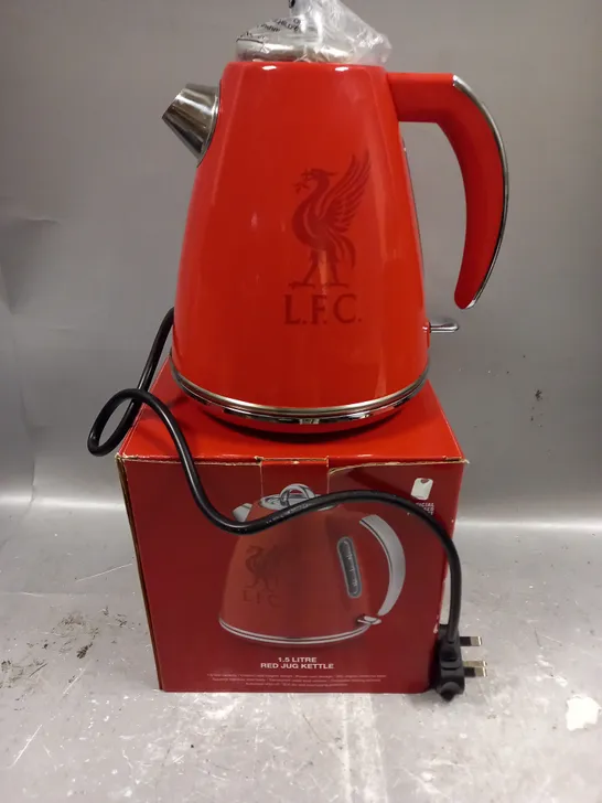 BOXED LFC RED JUG KETTLE 1.5L