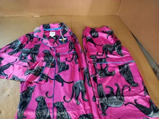 CHELSEA PEERS PANTHER PYJAMAS SET IN PINK - 12 MED