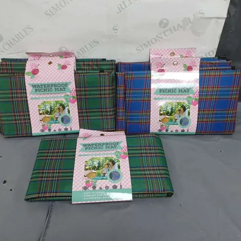 LOT OF 5 WATERPROOF PICNIC MATS APPROX. 125CM X 150CM