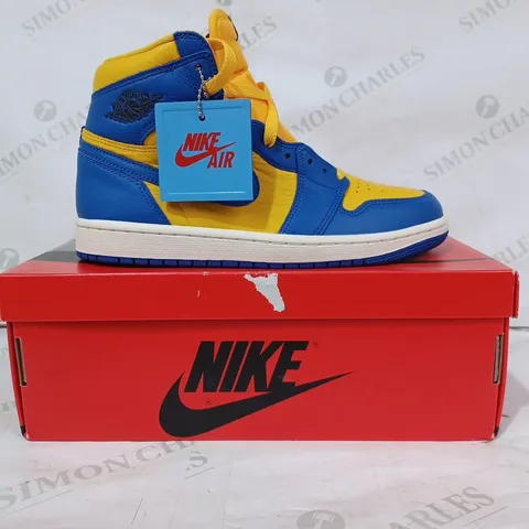 BOXED PAIR OF NIKE AIR JORDAN RETRO 1 HI SHOES IN YELLOW/BLUE UK SIZE 6