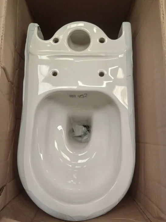 BOXED MALO RIMLESS CLOSE COUPLED TOILET - WHITE