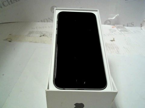 BOXED APPLE IPHONE 6 (A1586) SMARTPHONE - CAPACITY UNKNOWN