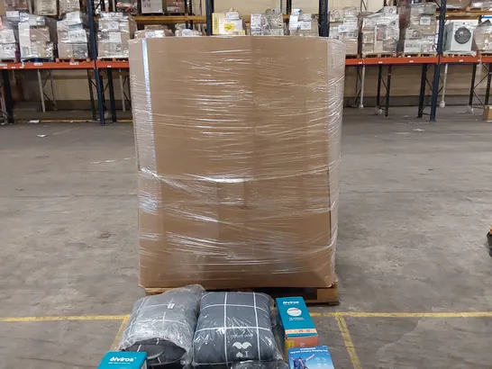 PALLET OF ASSORTED PILLOWS AND RELATED COMFORT PRODUCTS 