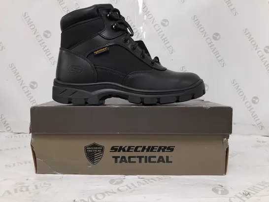 BOXED PAIR OF SKETCHERS WATERPROOF BOOTS IN BLACK SIZE 9