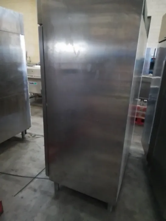 COMMERCIAL F.PLUS TN 140 STAINLESS DOUBLE DOOR REFRIGERATED UNIT 