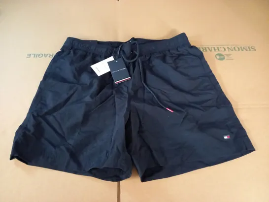 TOMMY HILFIGER MEDIUM DRAWSTRING NAVY SHORTS - M