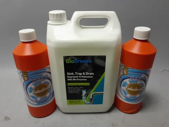 3 ASSORTED LIQUIDS TO INCLUDE 2 FABULOSA SINK & DRAIN UNBLOCKERS (1L), BIOBREEZE SINK, TRAP & DRAIN DEGREASER (5L) - COLLECTION ONLY