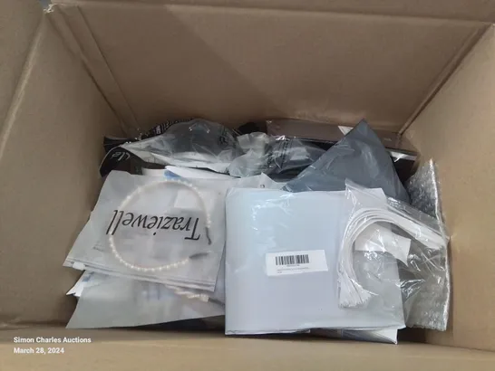 LOT OF APPROXIMATELY 50 BRAND NEW HOMEWARE ITEMS TO INCLUDE WATER BUTT FILLER KITS, HANDHELD FAN AND HOZELOCK MALE CONNECTORS
