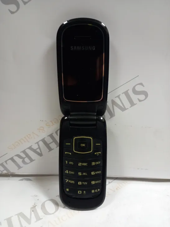 SAMSUNG GT-E1150I FLIP MOBILE PHONE 