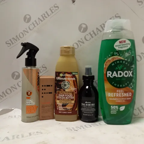 APROXIMATLEY 20 COSMETICS ITEMS TO INCLUDE - RADOX FEEL REFRESHED - DAVINES OI ALL ION ONE MILK - GARNIER HAIR FOOD ECT