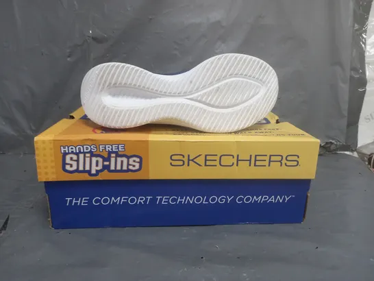 SKECHERS HANDS FREE SLIP INS TRAINERS NAVY/PURPLE SIZE 5