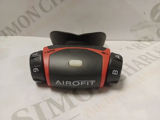 AIRFIT BREATHING TRAINER