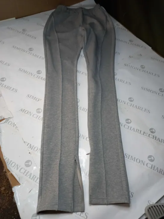 YAGI ANKLE ZIP JOGGERS IN GREY - MEDIUM