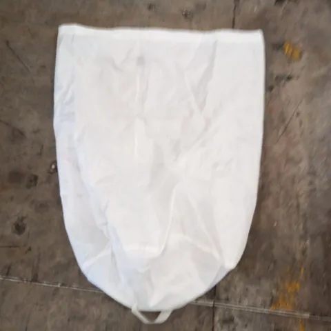 LARGE QUANTITY OF WHITE LAUDRY BAGS