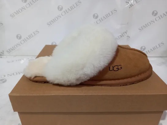 UGG FUR LINED TAN SLIPPERS SIZE 5