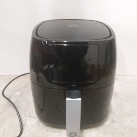 BOXED MASTERCHEF 4.5L DIGITAL AIR FRYER 