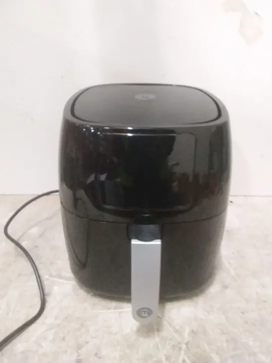 BOXED MASTERCHEF 4.5L DIGITAL AIR FRYER 