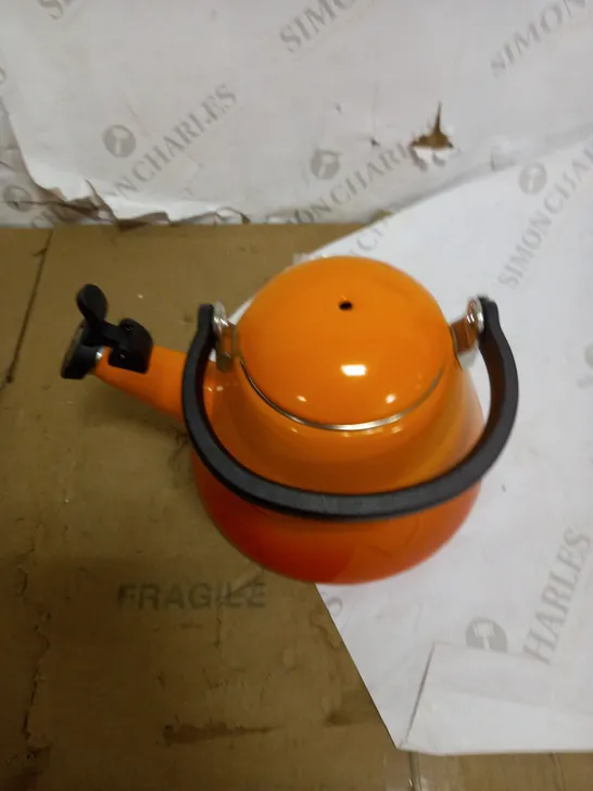 LE CREUSET KONE STOVE-TOP KETTLE 