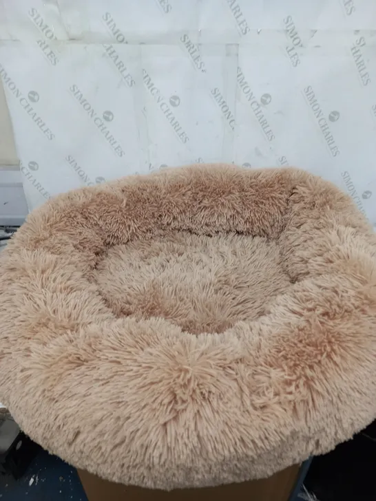 BOXED COZEE PAWS ODOUROLOGY FLUFFY ROUND PET BED TAUPE MEDIUM