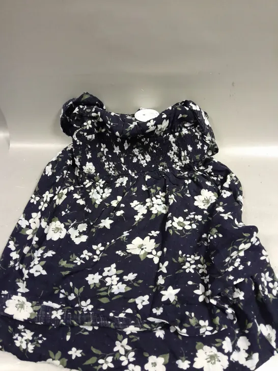 HOLLISTER FLORAL PRINT DRESS - M