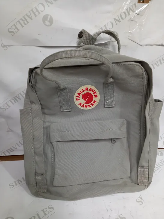 FJALLRAVEN KANKEN GREY BACKPACK 