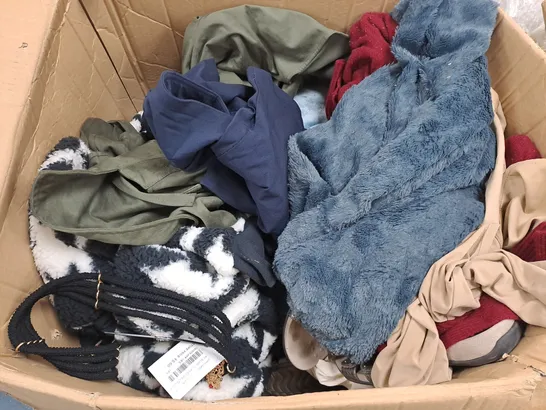 LARGE BOX OF ASSORTED CLOTHING TO INCLUDE JACKETS, TOPS, DRESSES, ETC